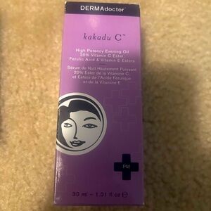 DERMAdoctor Kakadu C 20% Vitamin C Serum